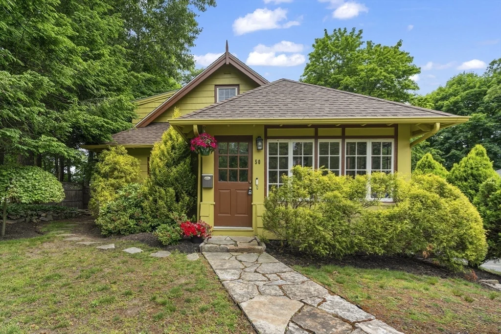 50 Grove Hill Park, Newton