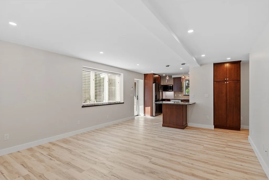 40 Atlantic Ave, Rockport