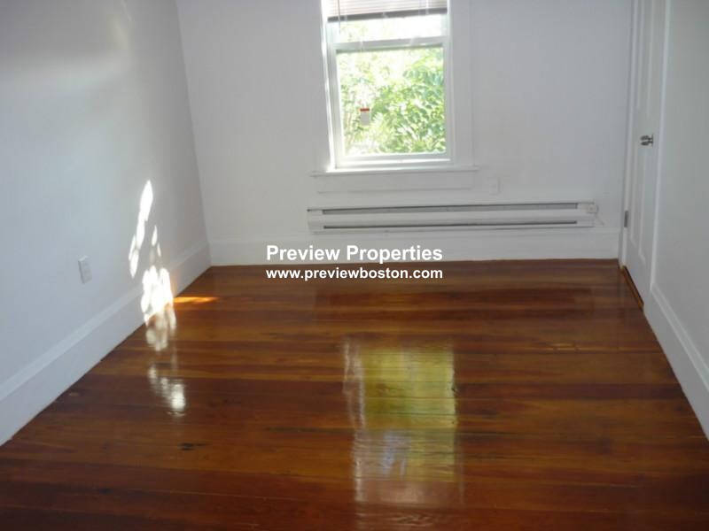 27 Buttonwood St, Dorchester