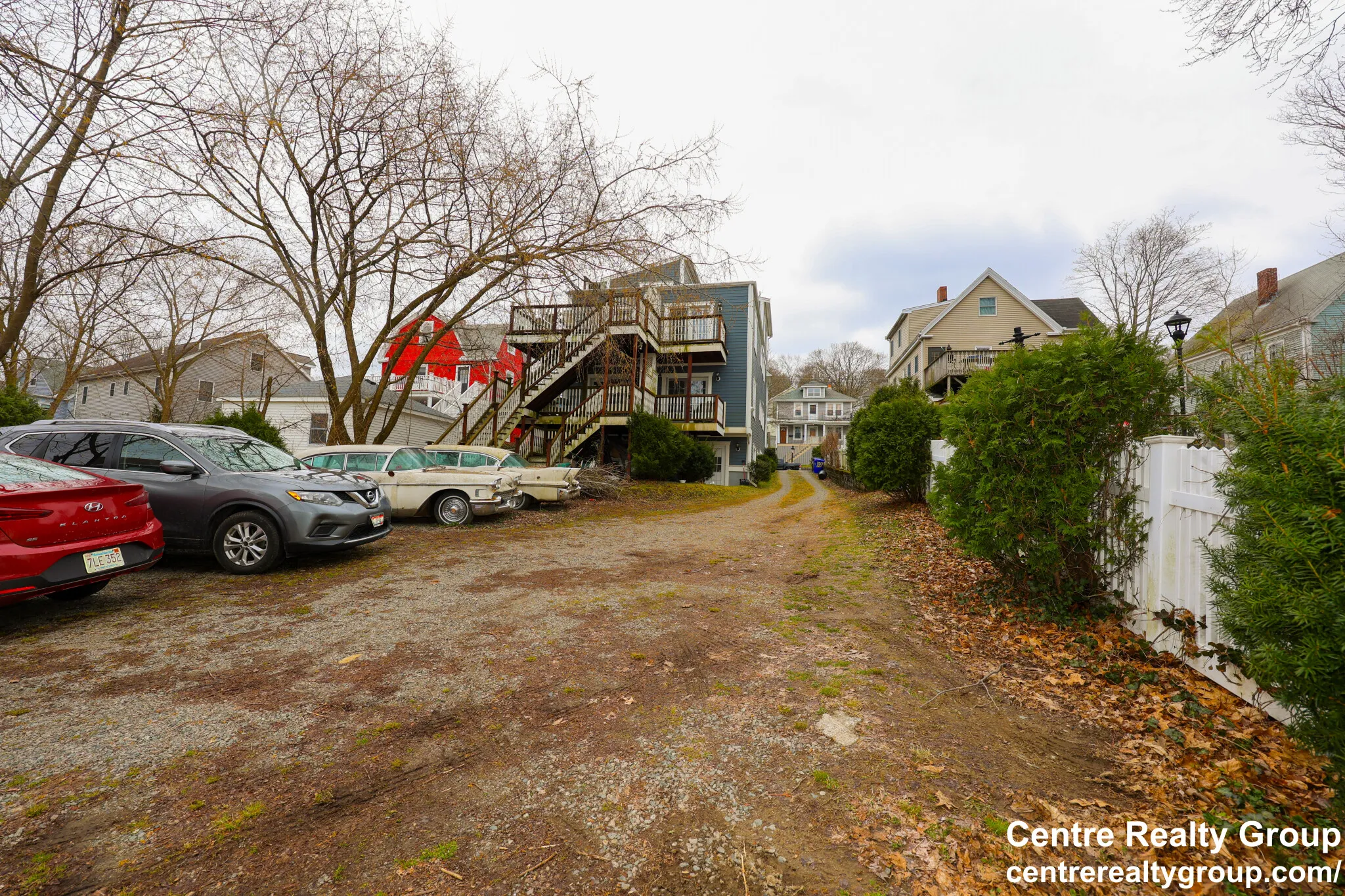 127 Nonantum St, Oak Square