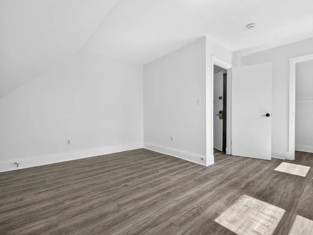 469 Medford St, Winter Hill