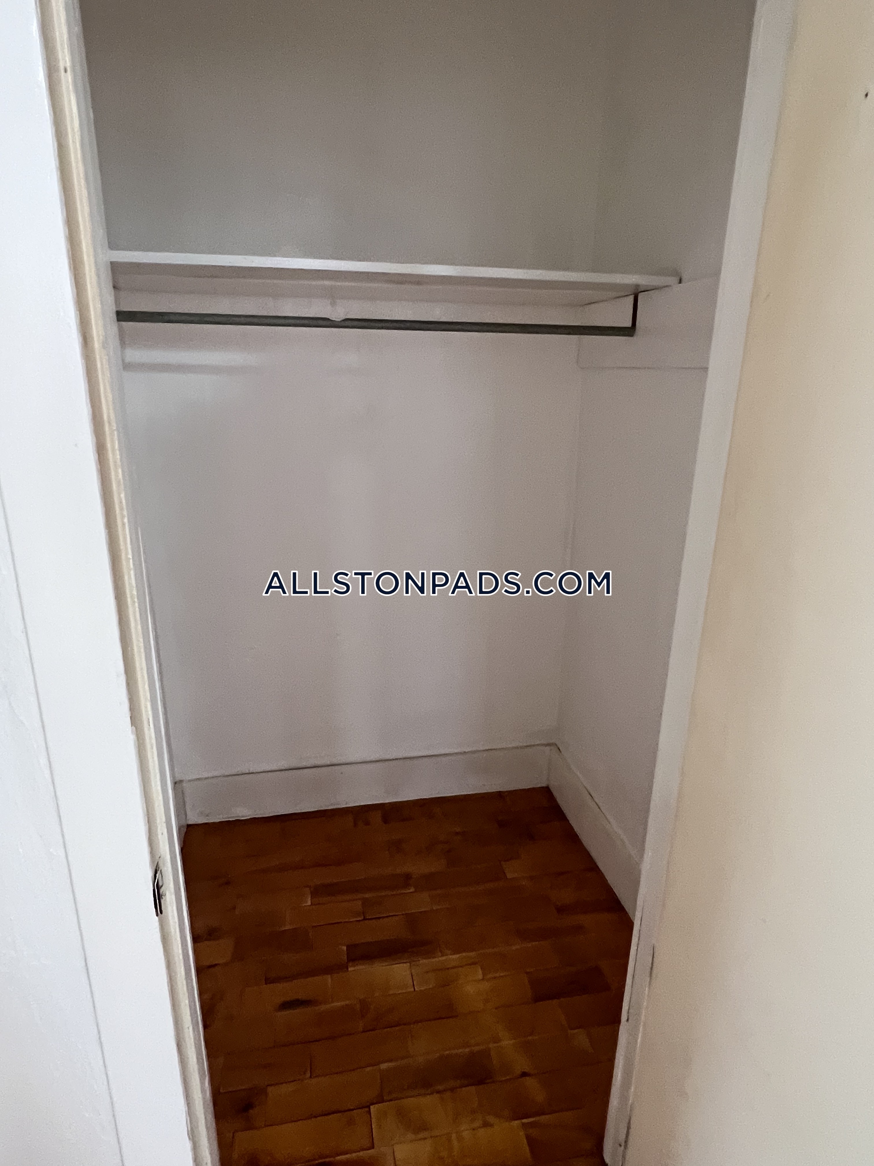 3 bed, 1 bath apartment for rent at 4 Adella Pl Unit U1, Allston — photo 11 of 15