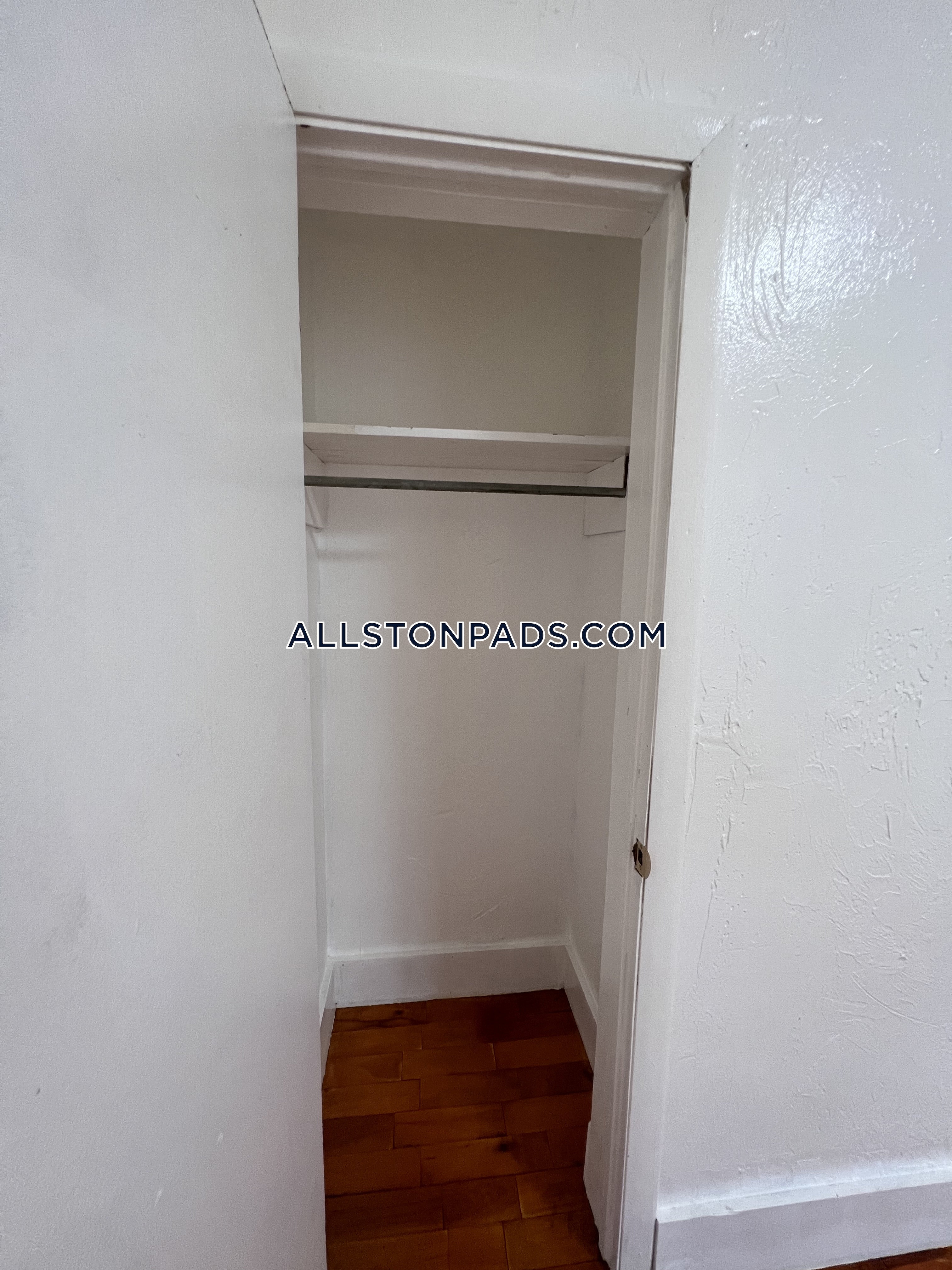 3 bed, 1 bath apartment for rent at 4 Adella Pl Unit U1, Allston — photo 7 of 15