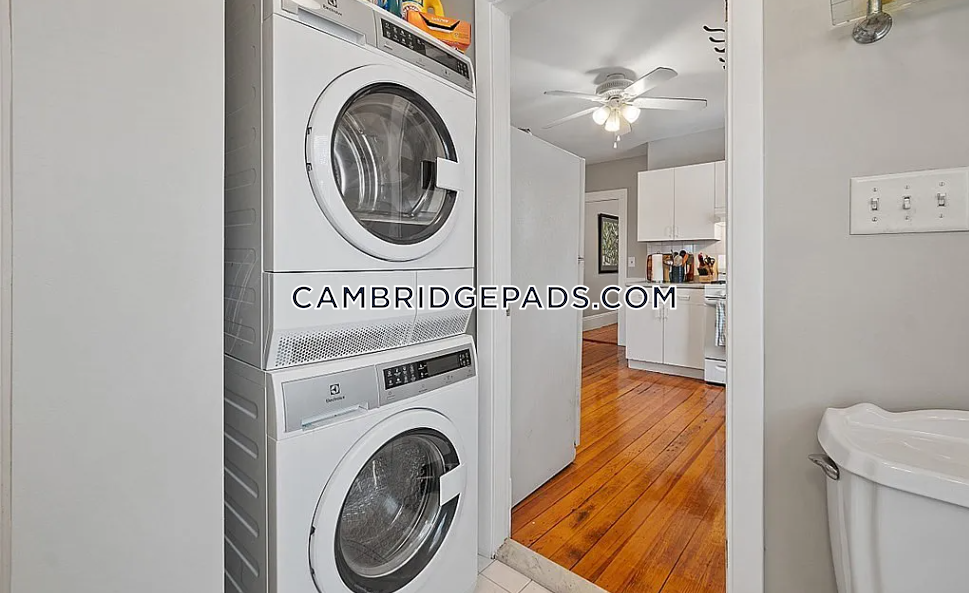 4 bed, 2 bath apartment for rent at 47 Rice St Unit 3, North Cambridge — photo 11 of 13