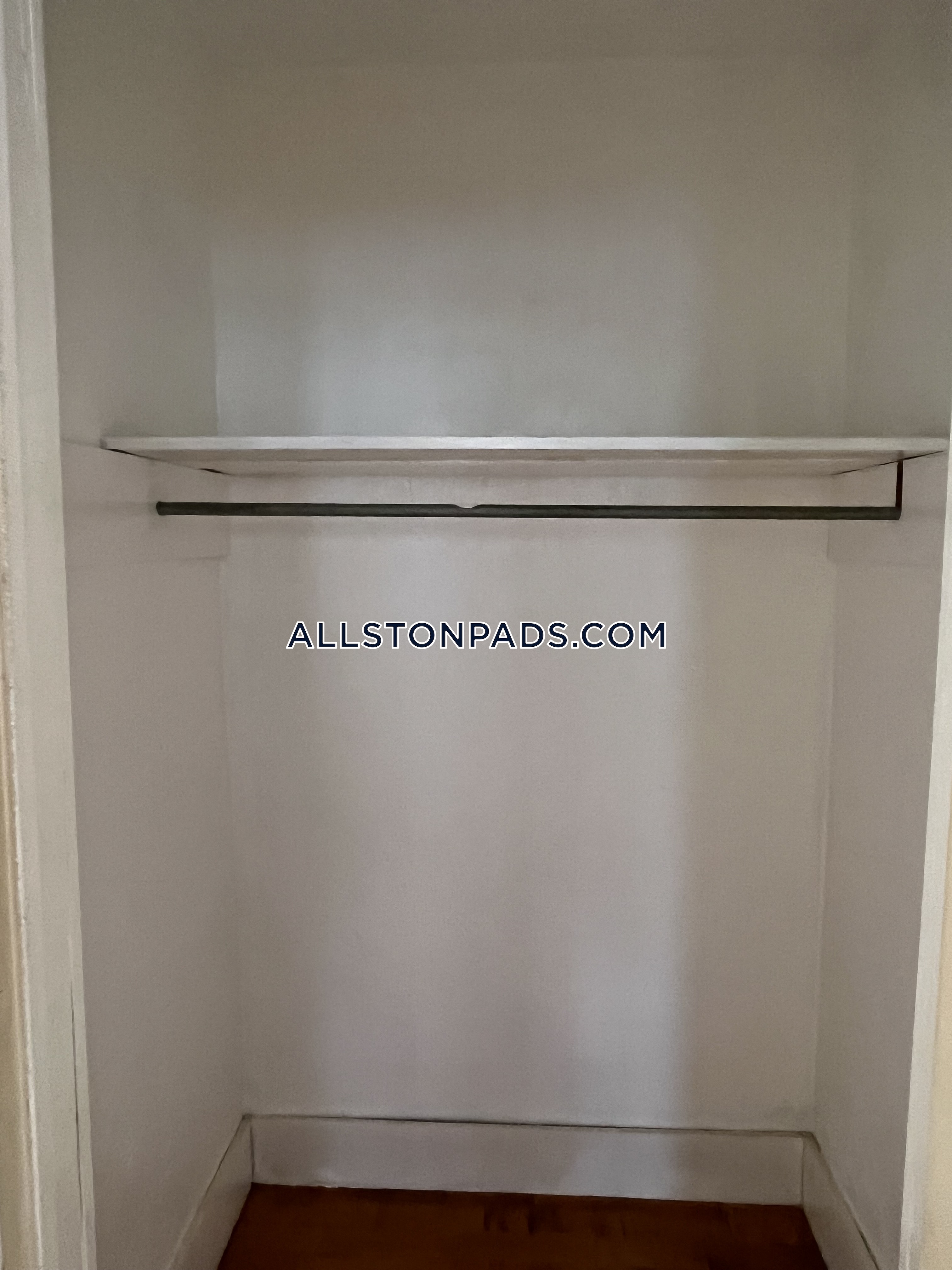 3 bed, 1 bath apartment for rent at 4 Adella Pl Unit U2, Allston — photo 7 of 12