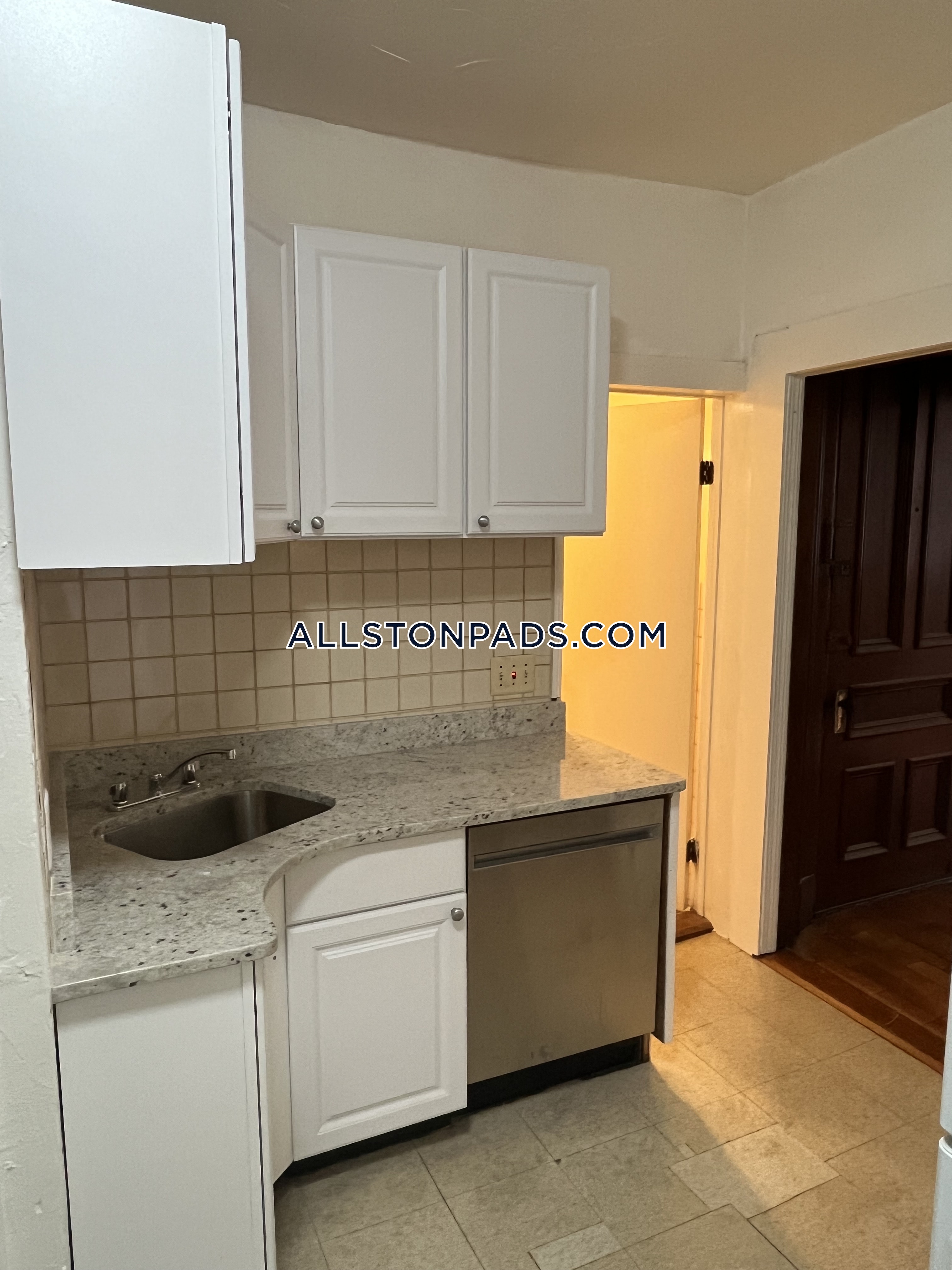 3 bed, 1 bath apartment for rent at 4 Adella Pl Unit U2, Allston