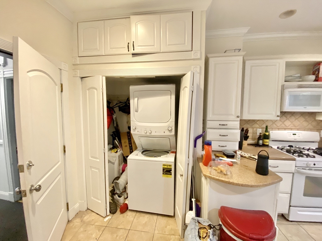 155 Salem St, North End