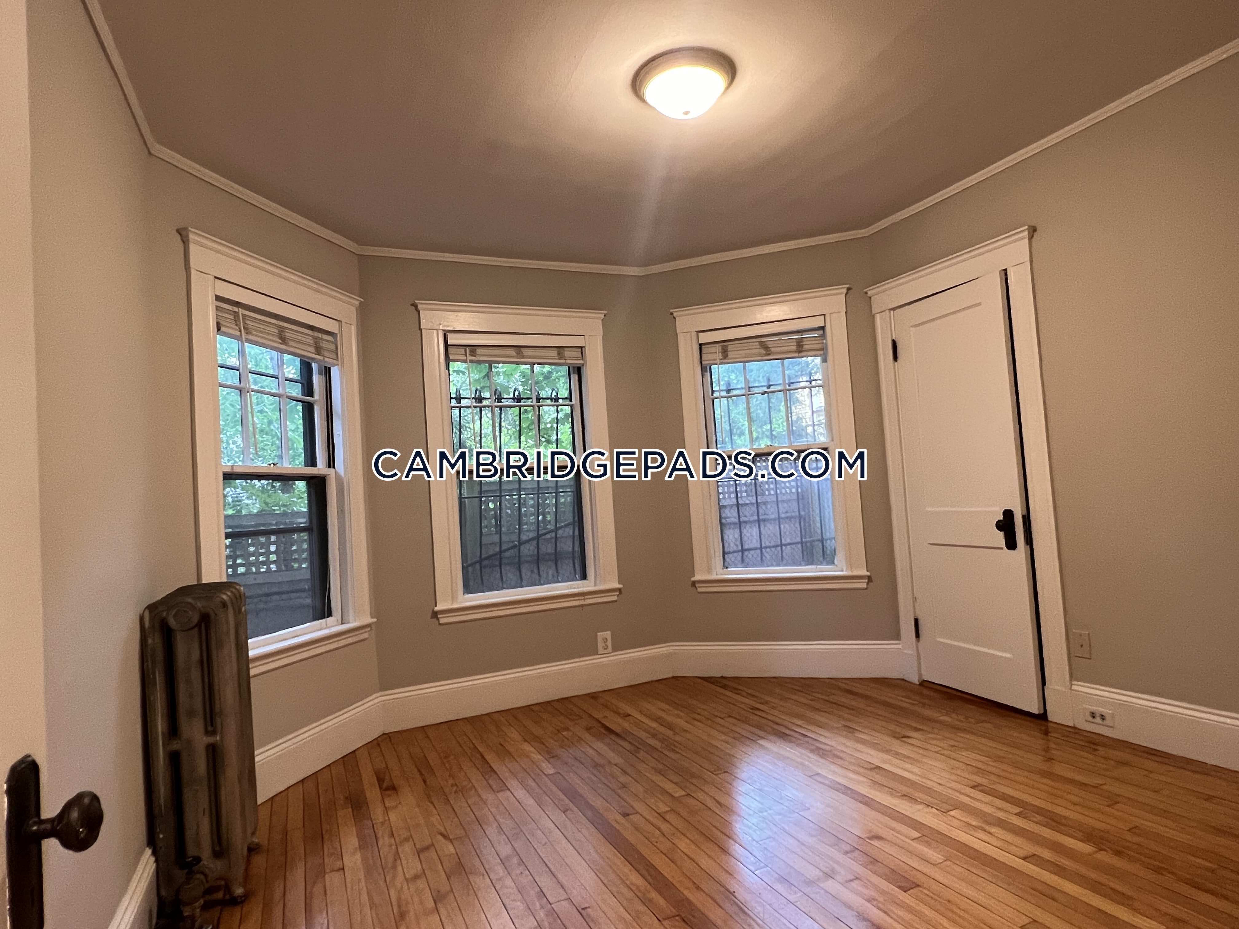 2 bed, 1 bath apartment for rent at 13 Story St Unit U8, Harvard Square — photo 4 of 8