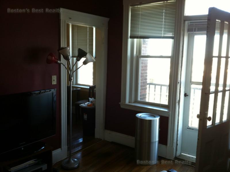 1 bed, 1 bath apartment for rent at 26 Commonwealth Ter Unit 6B, Brighton — photo 6 of 7