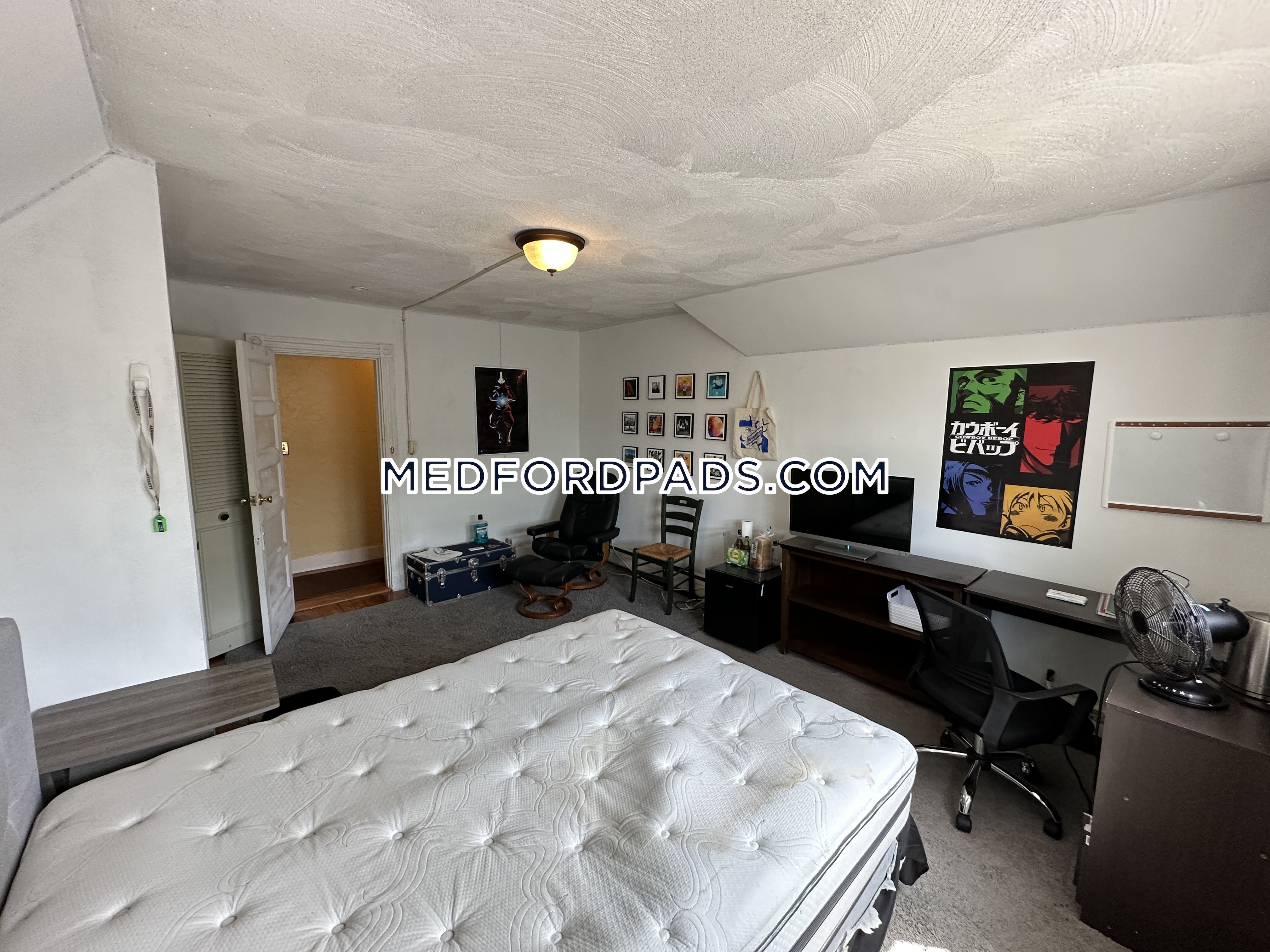 6 bed, 2 bath apartment for rent at 107 North St Unit 1, Tufts University — photo 14 of 21