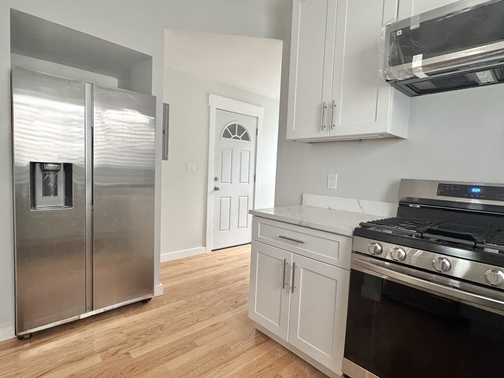 57 Falcon St, East Boston