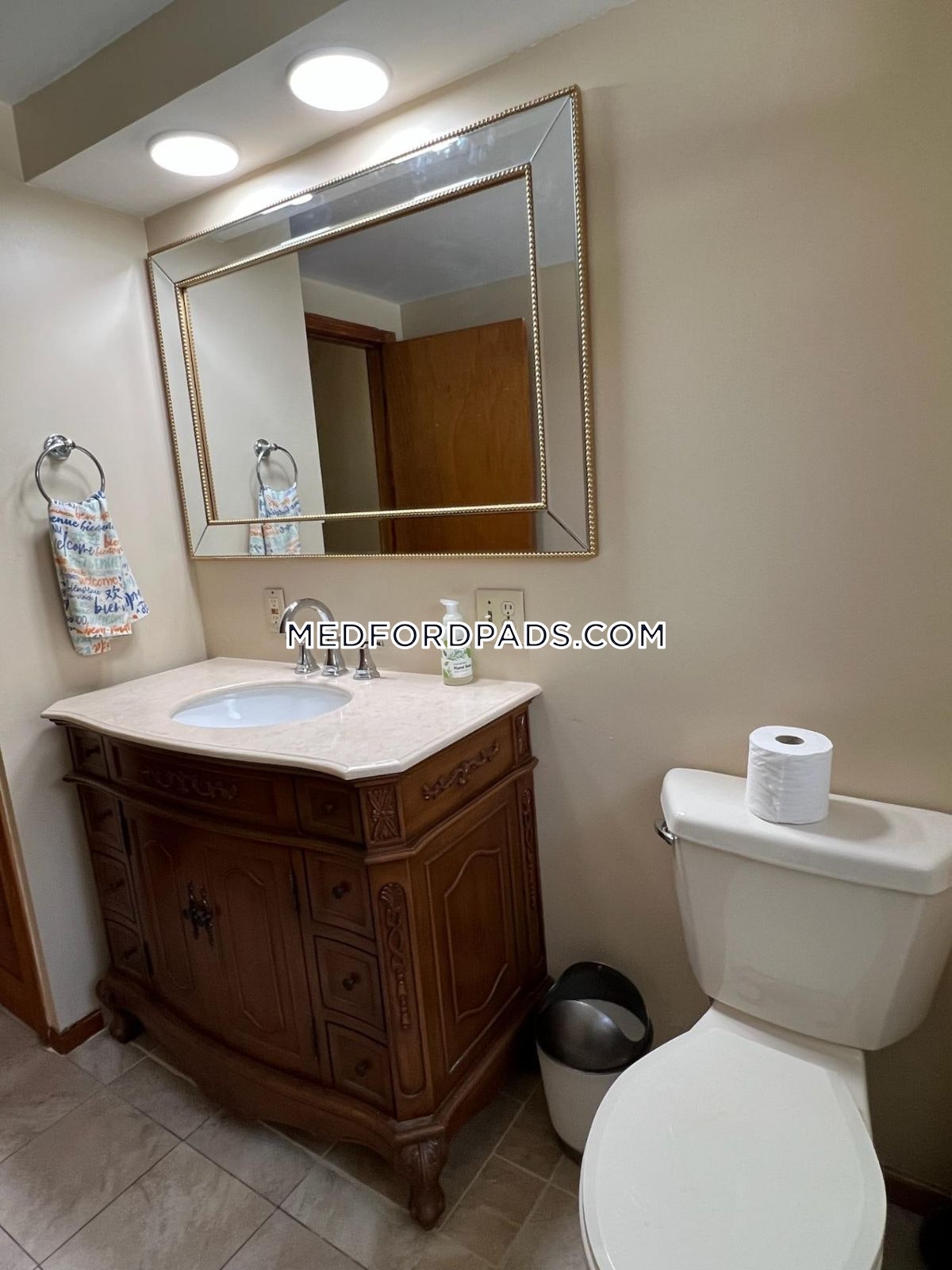 6 bed, 2 bath apartment for rent at 107 North St Unit 1, Tufts University — photo 19 of 21