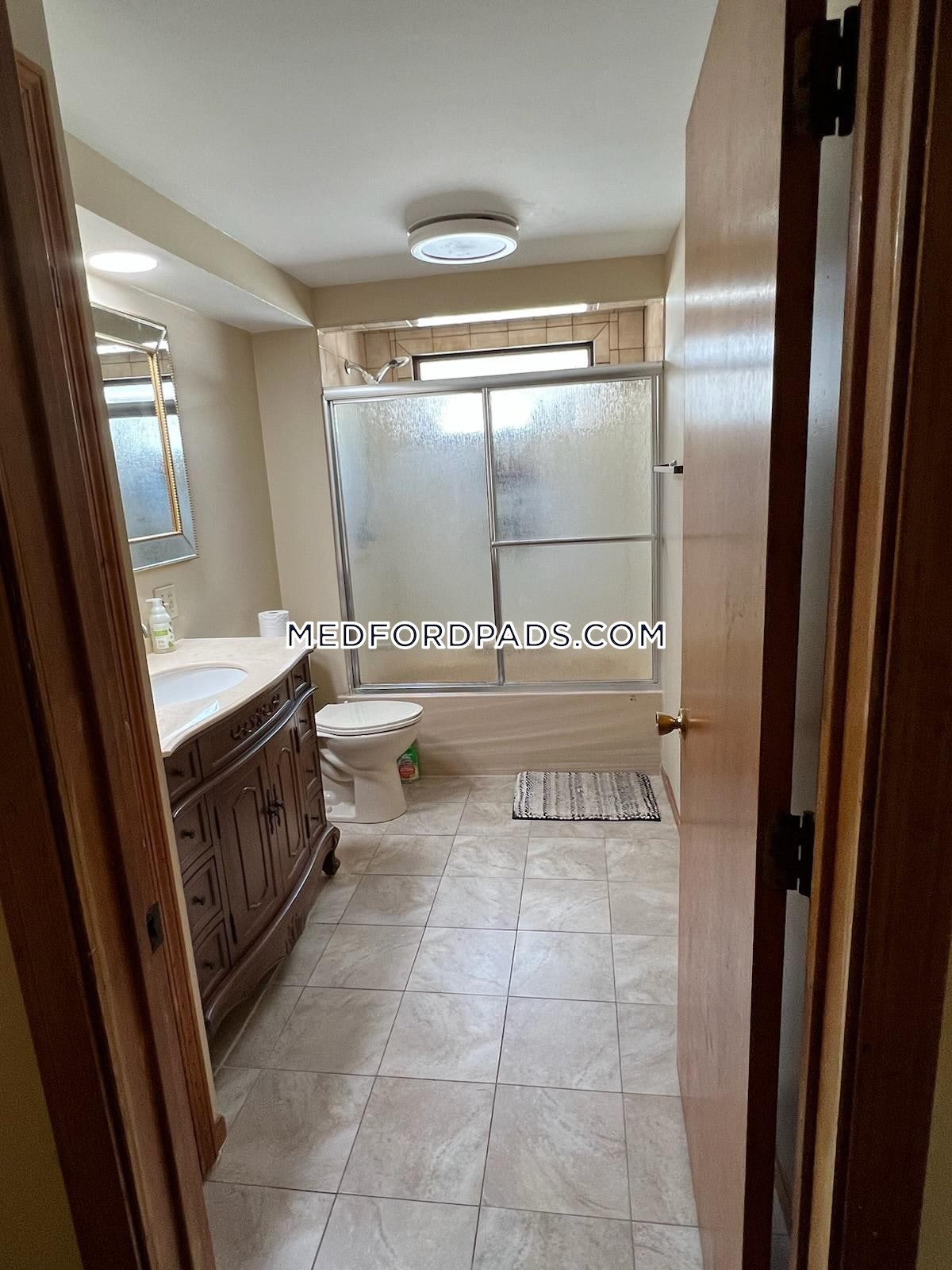 6 bed, 2 bath apartment for rent at 107 North St Unit 107, Tufts University — photo 40 of 41