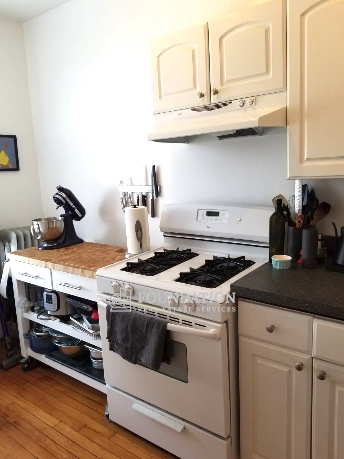 1 bed, 1 bath apartment for rent at 1697 Commonwealth Ave Unit 3, Brighton — photo 1 of 11