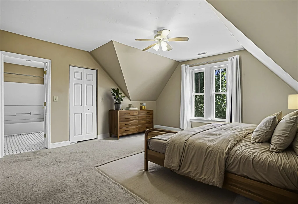 64 South St, Westborough