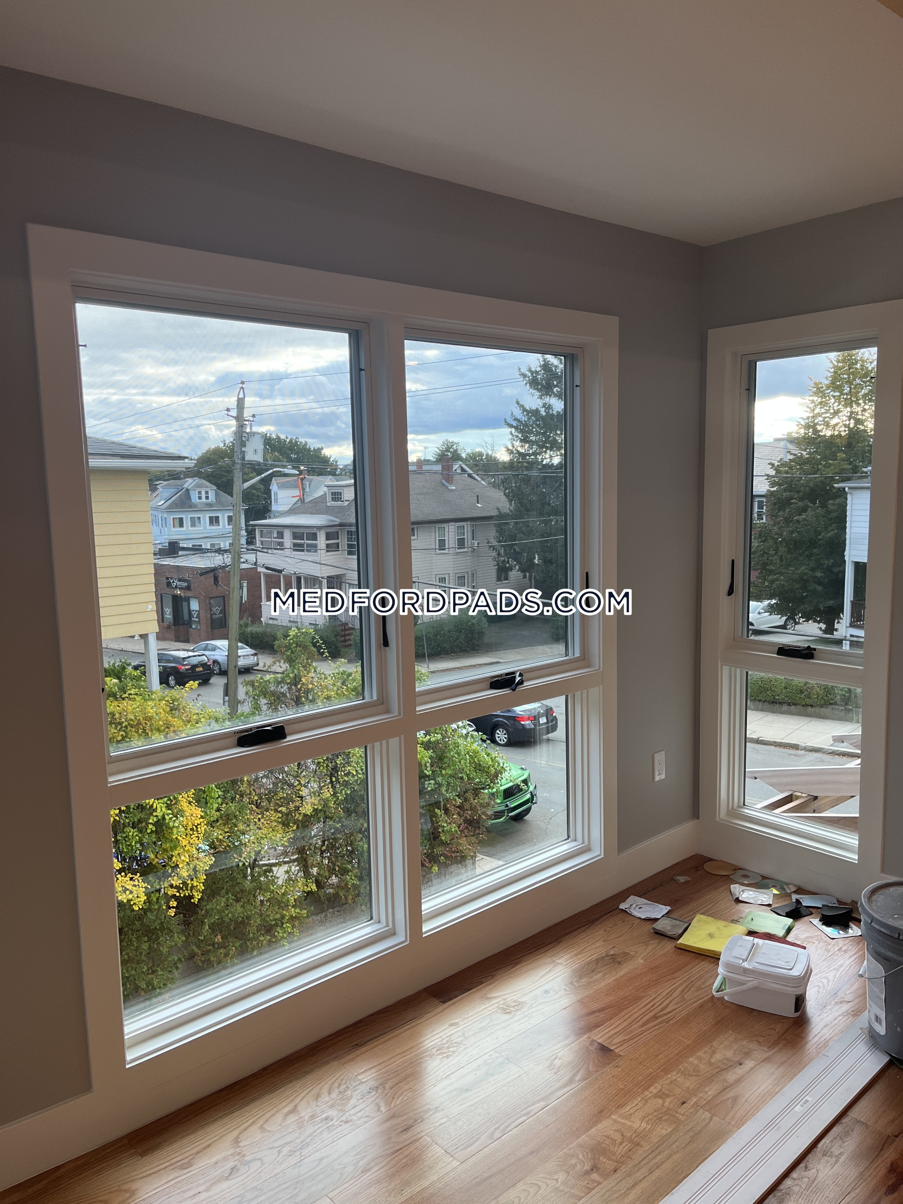 4 bed, 2.5 bath apartment for rent at 258 Main Unit U2, Magoun Square — photo 5 of 20