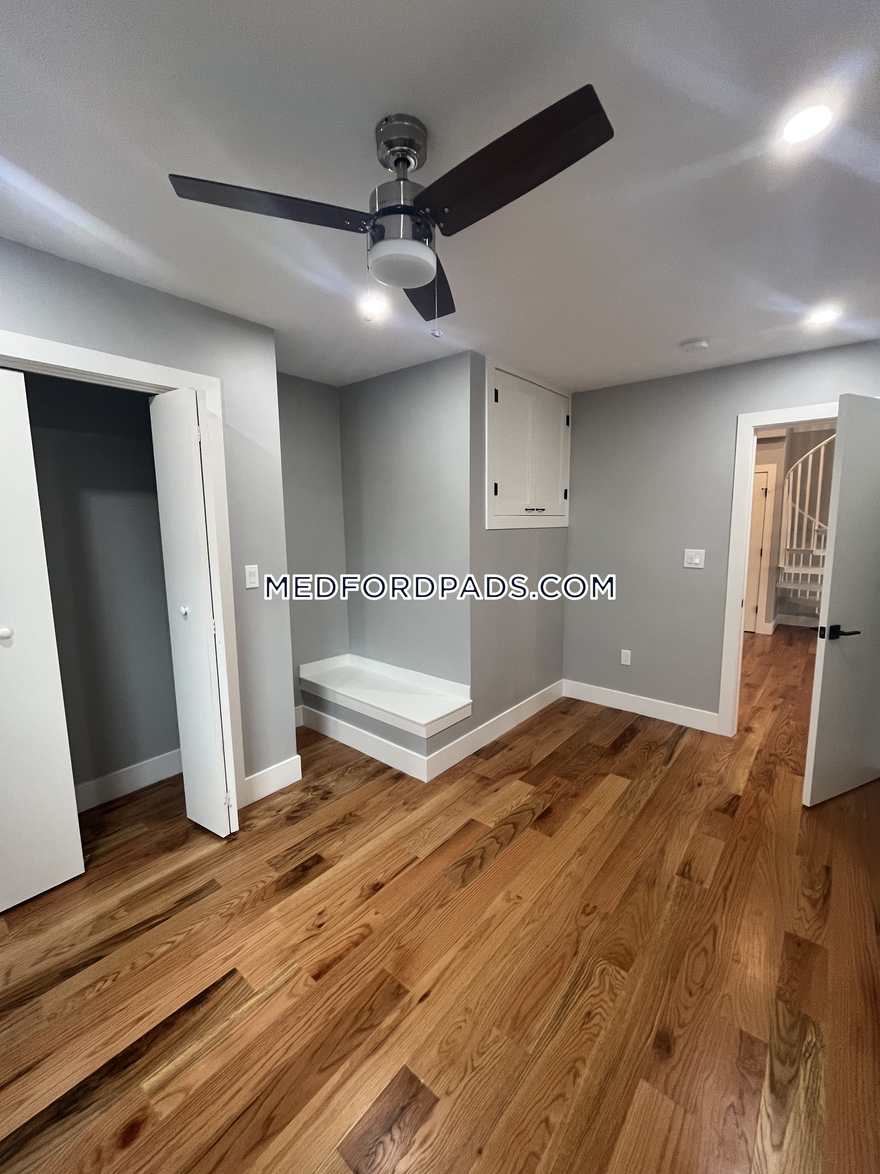 4 bed, 2.5 bath apartment for rent at 258 Main Unit U2, Magoun Square — photo 6 of 20