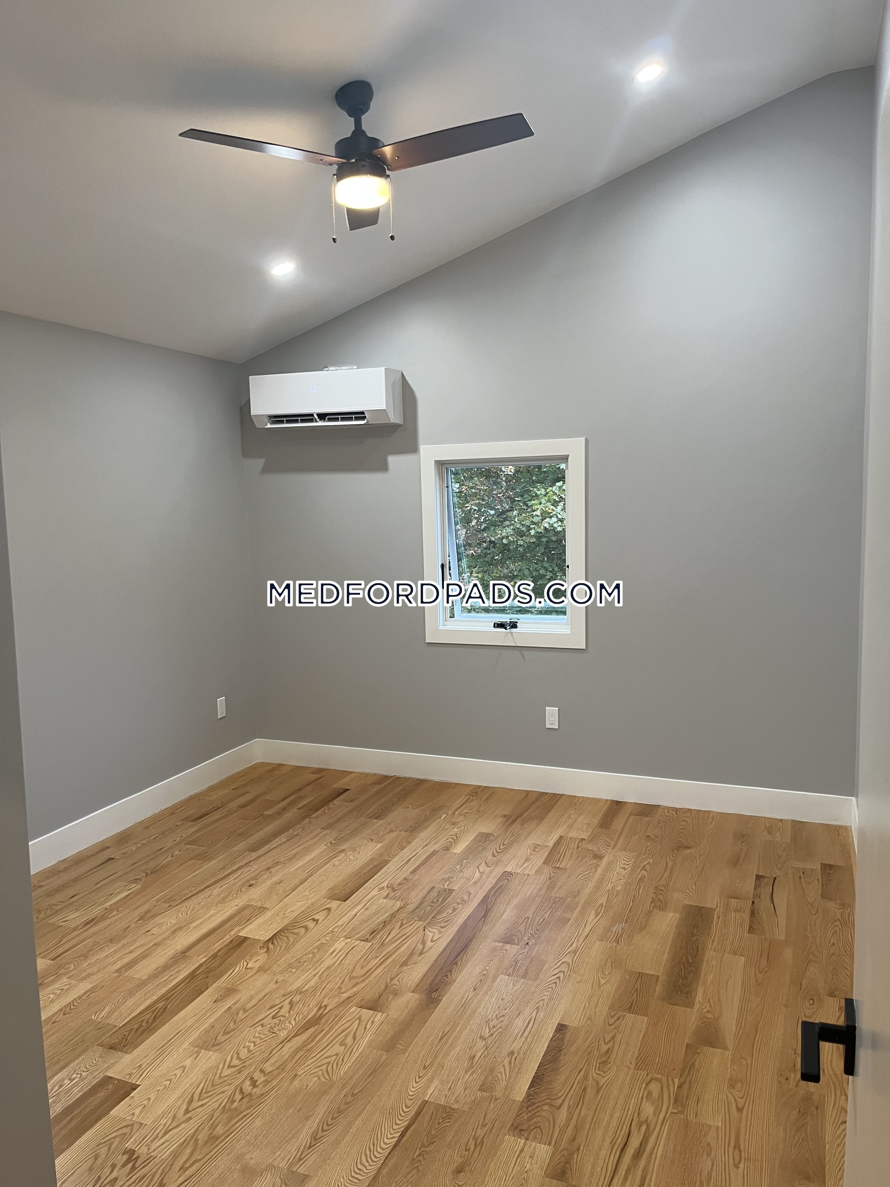4 bed, 2.5 bath apartment for rent at 258 Main Unit U2, Magoun Square — photo 10 of 20