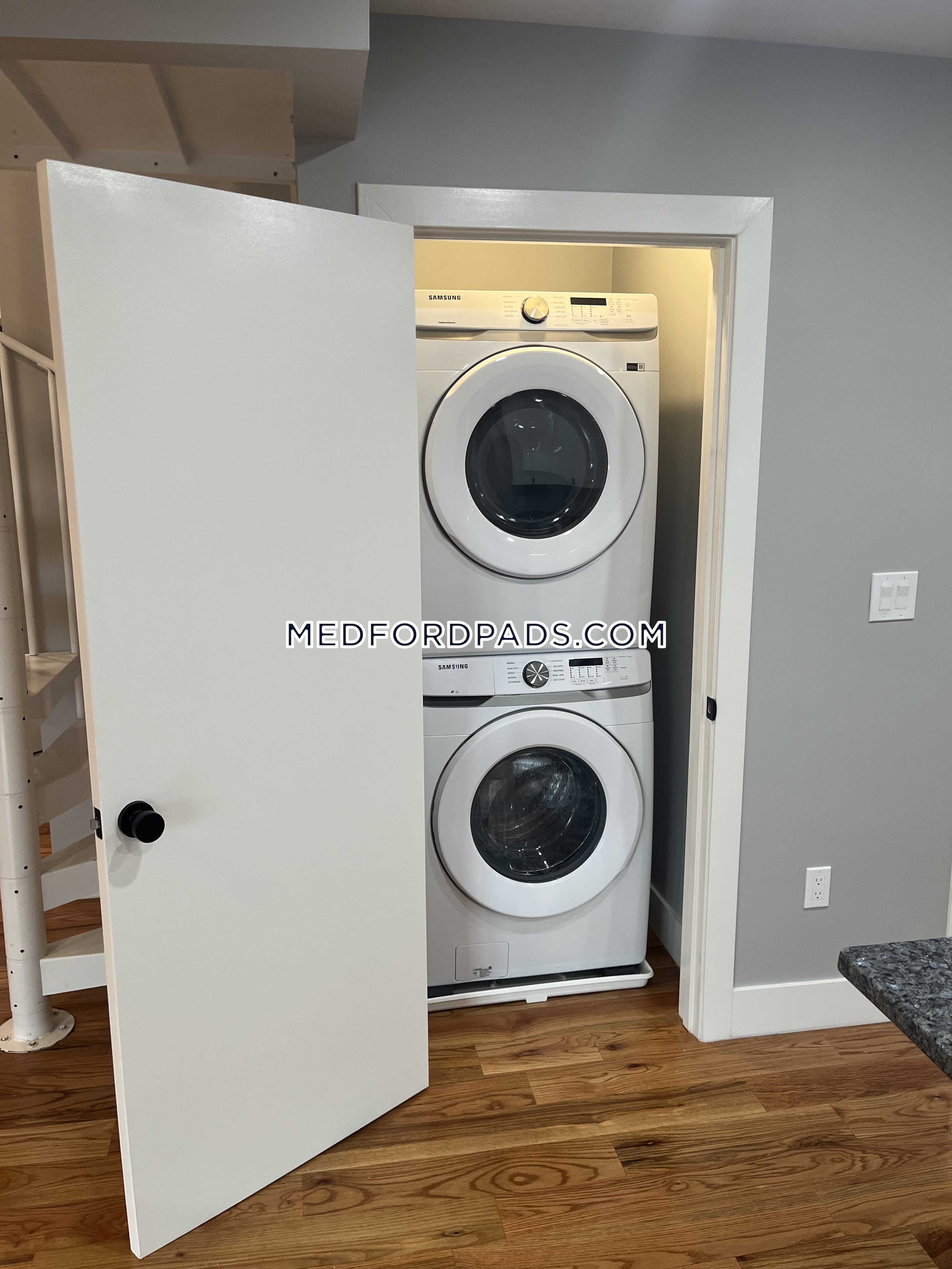 4 bed, 2.5 bath apartment for rent at 258 Main Unit U2, Magoun Square — photo 15 of 20