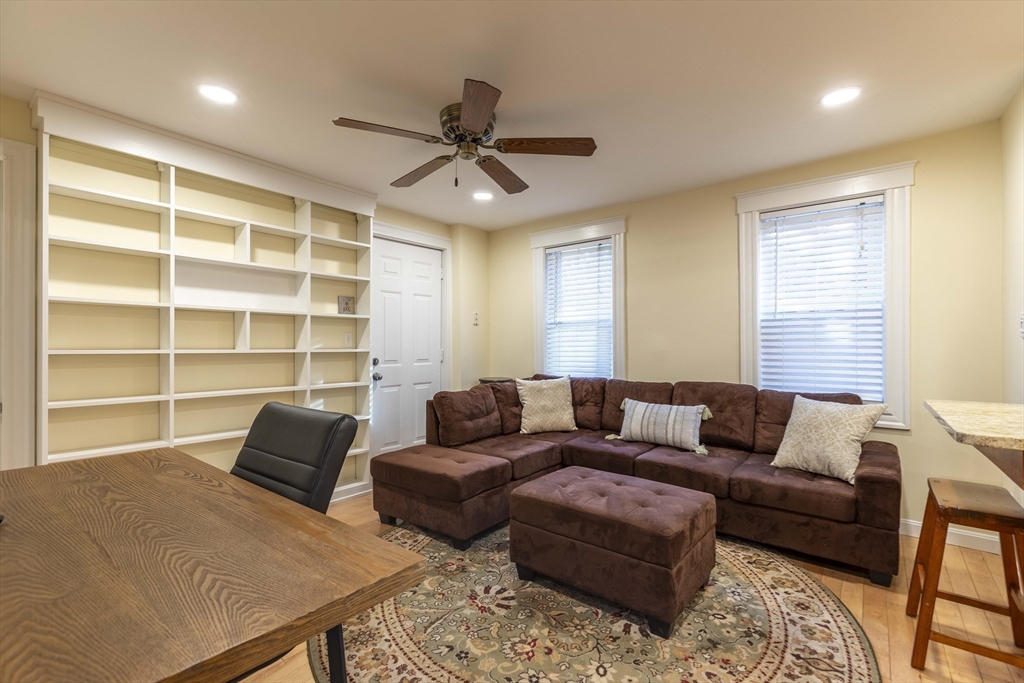 227 Hurley St, East Cambridge