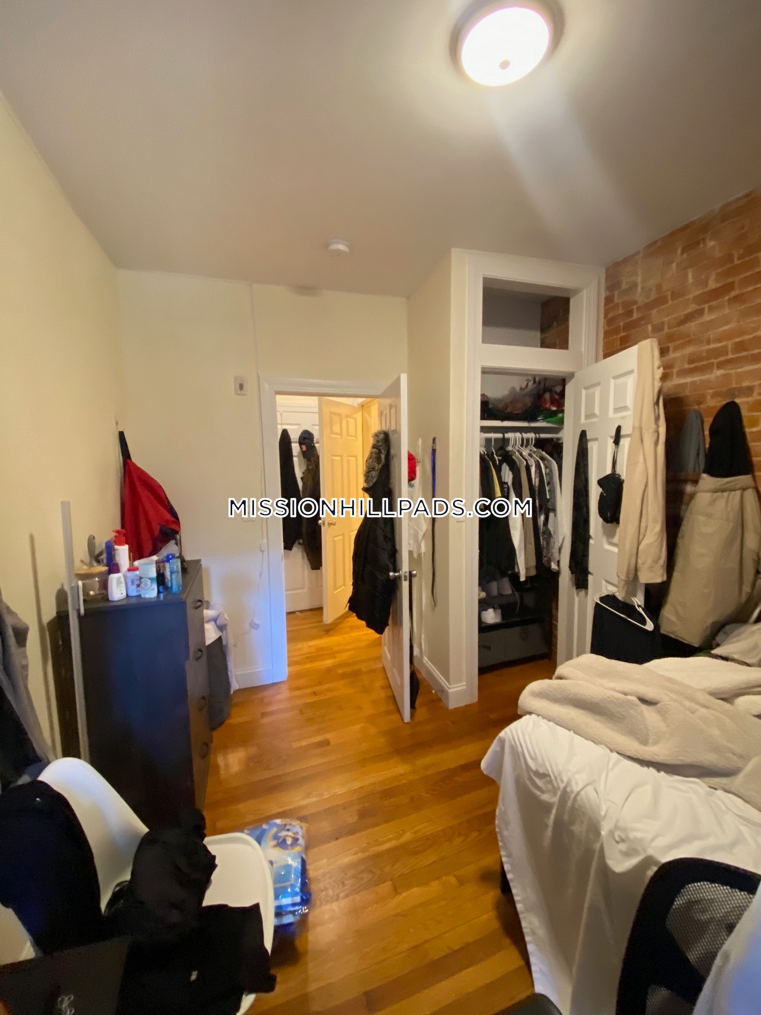 3 bed, 2 bath apartment for rent at 830 Huntington Ave Unit 1, Mission Hill — photo 16 of 23