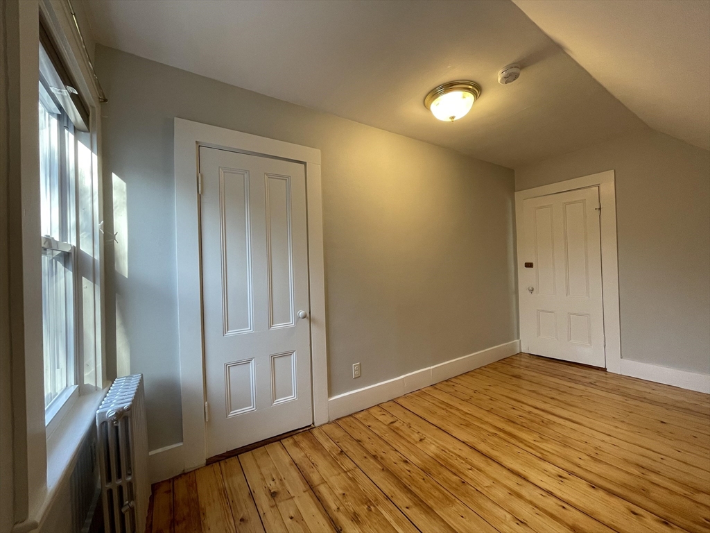 11 Maple Cir, Newton Corner