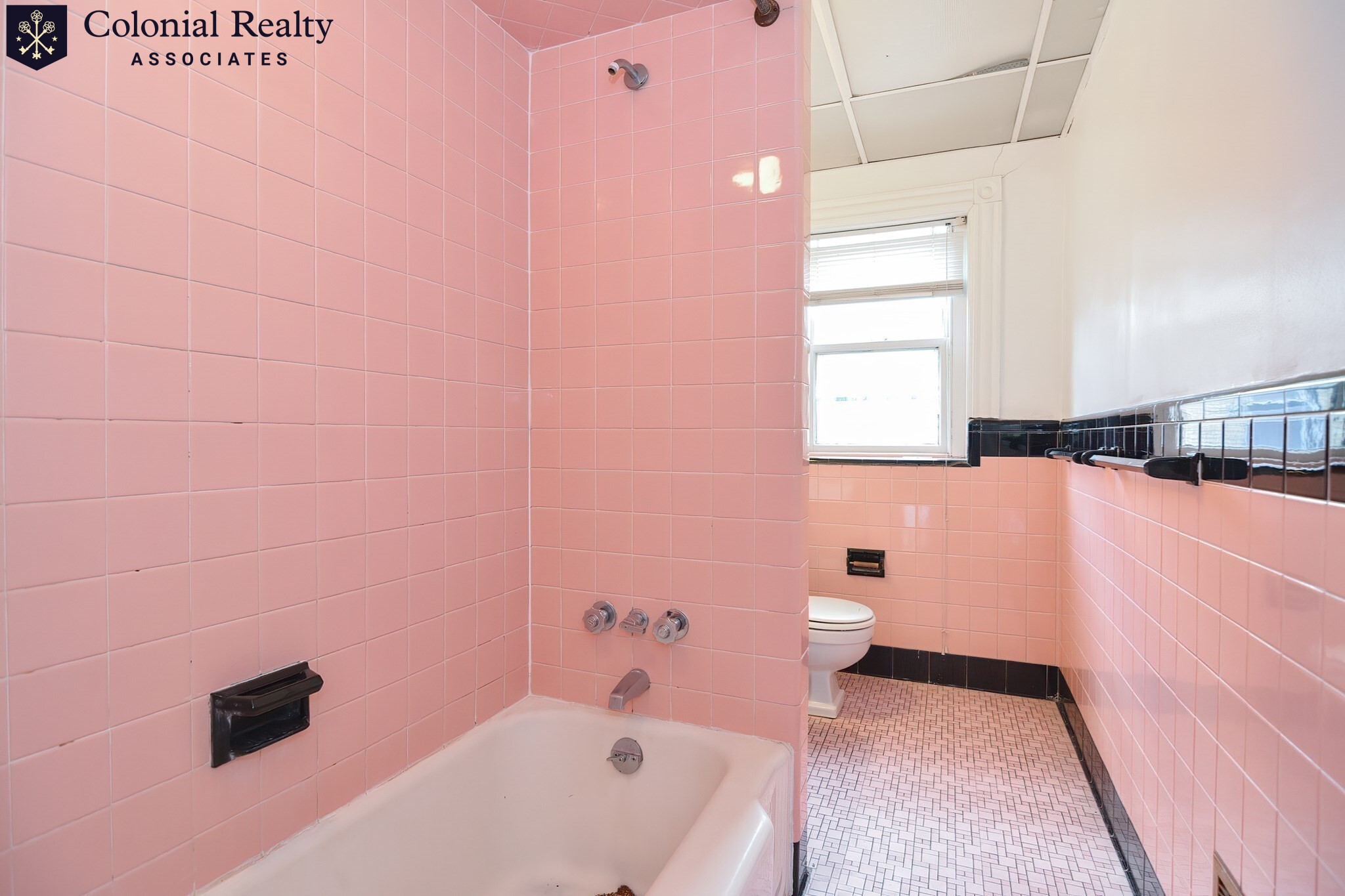 925 Beacon St, Fenway