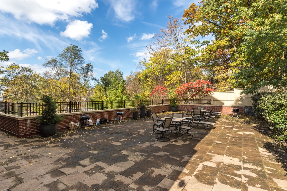 2 bed, 2 bath apartment for rent at 150 Chestnut Hill Ave Unit ., Brighton — photo 17 of 17