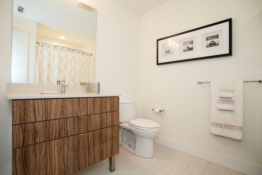 250 Meridian St, East Boston