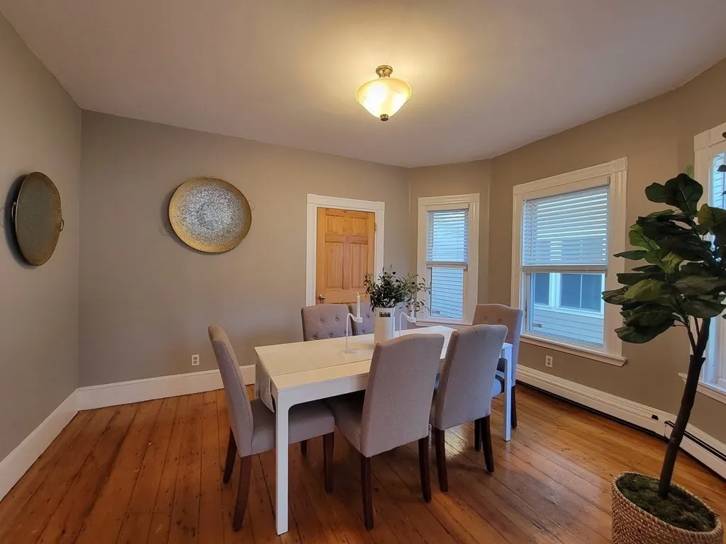 20 Forbes St, Jamaica Plain