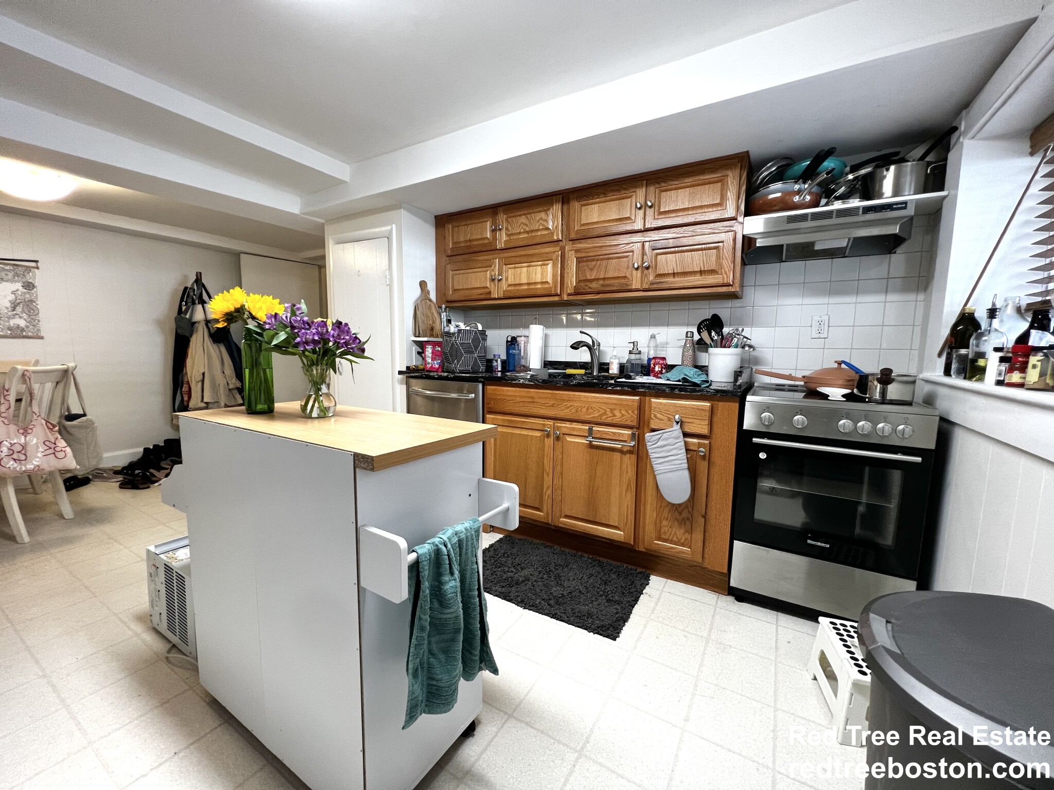 1748 Beacon St, Brookline