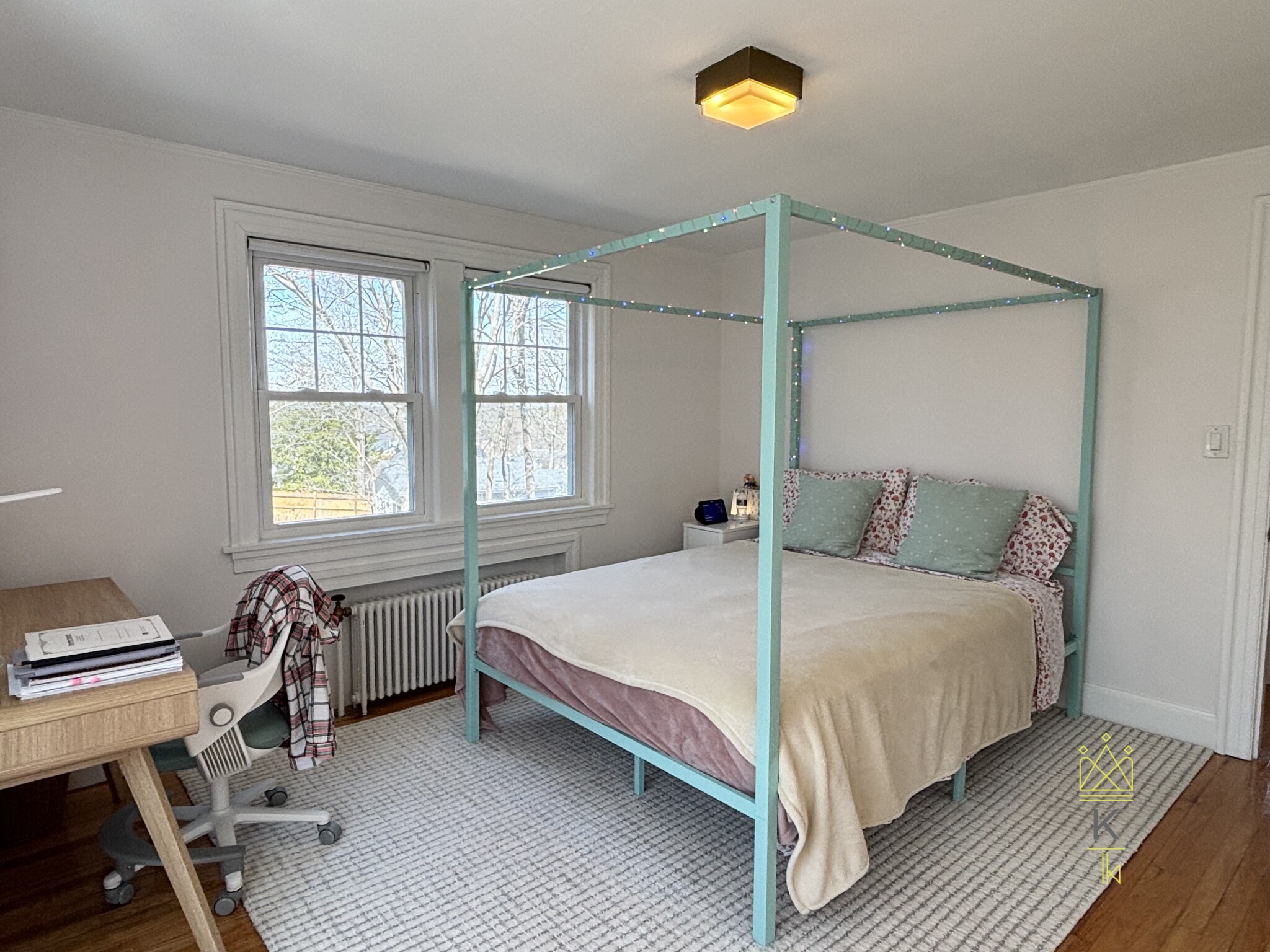 198 Wolcott Rd, Chestnut Hill