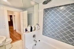 28 Brookledge, Dorchester