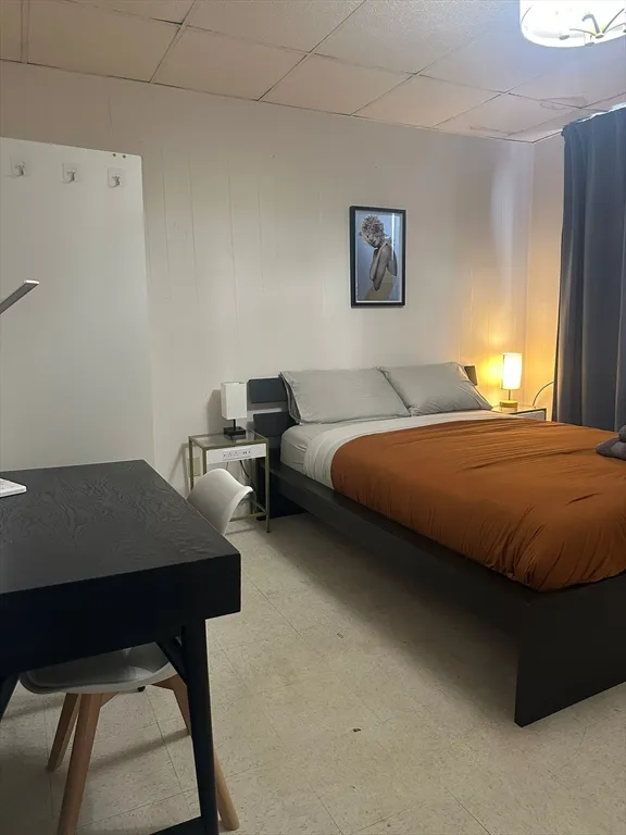 7 Linden St, Allston