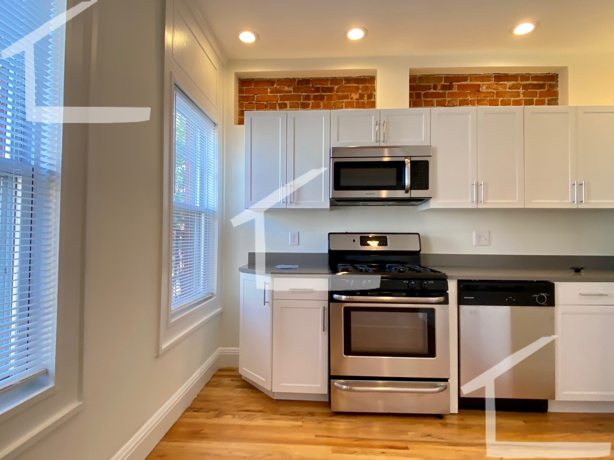 10 Brainerd Rd, Allston