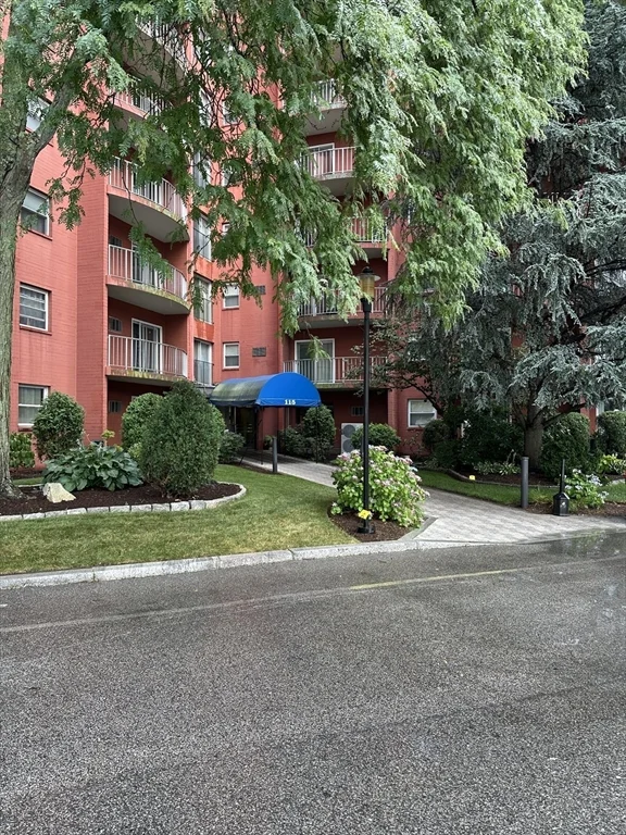 115 West Squantum St, Quincy