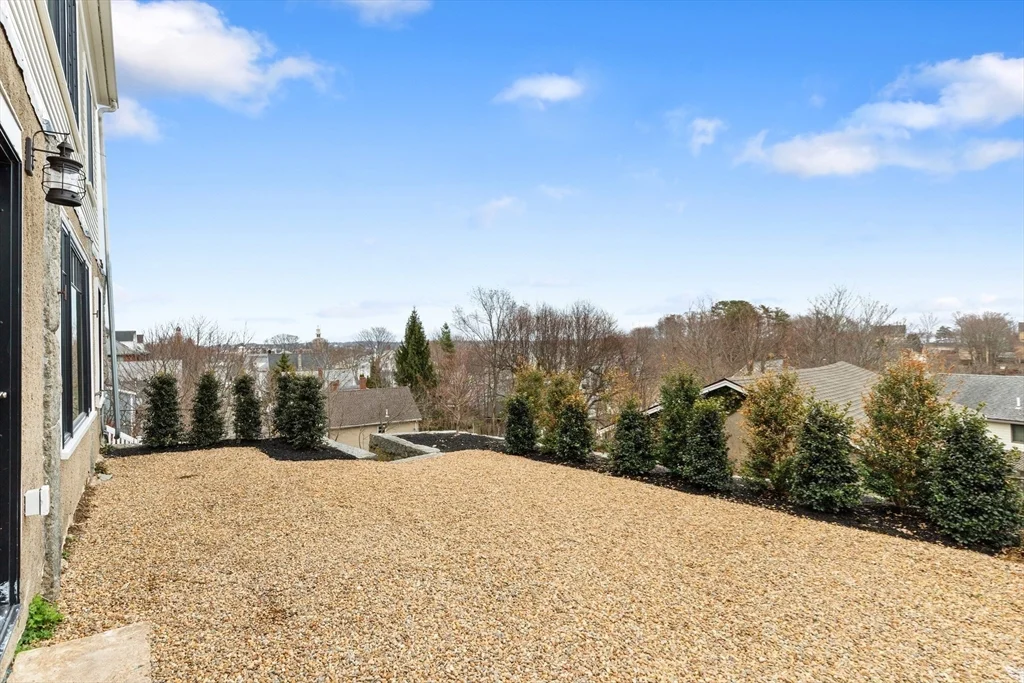 32 Beacon St, Gloucester
