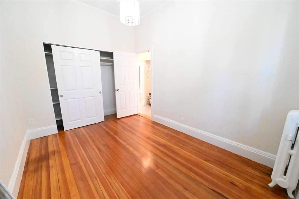 52 Cummings Rd, Brighton