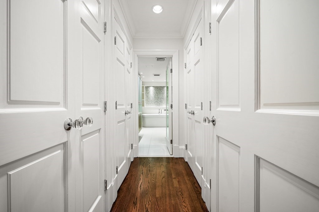 408 Beacon St, Back Bay