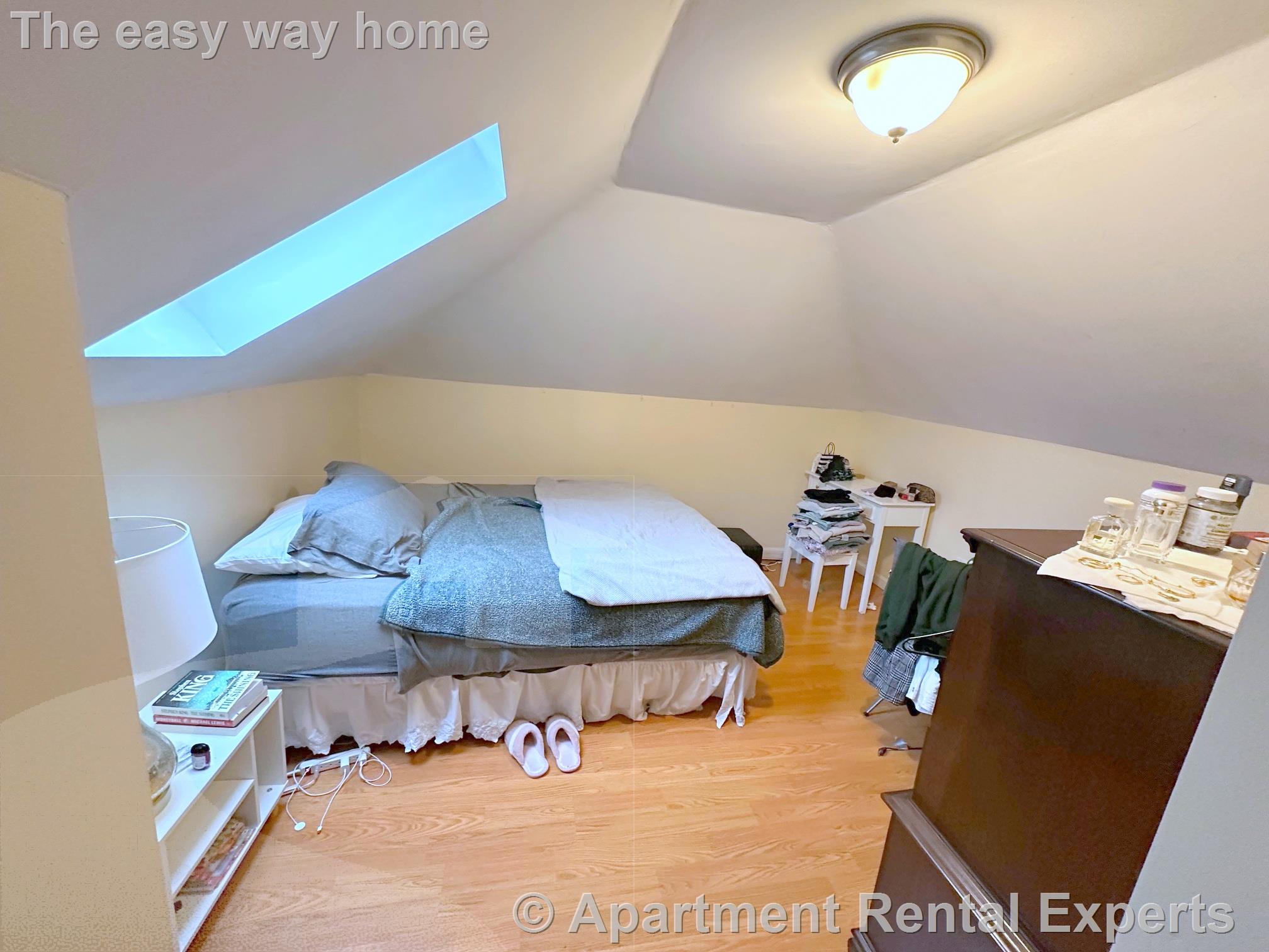 76 Hooker Ave, Teele Square