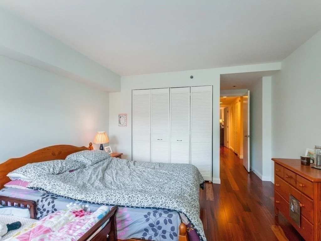 931 Massachusetts Ave, Mid Cambridge