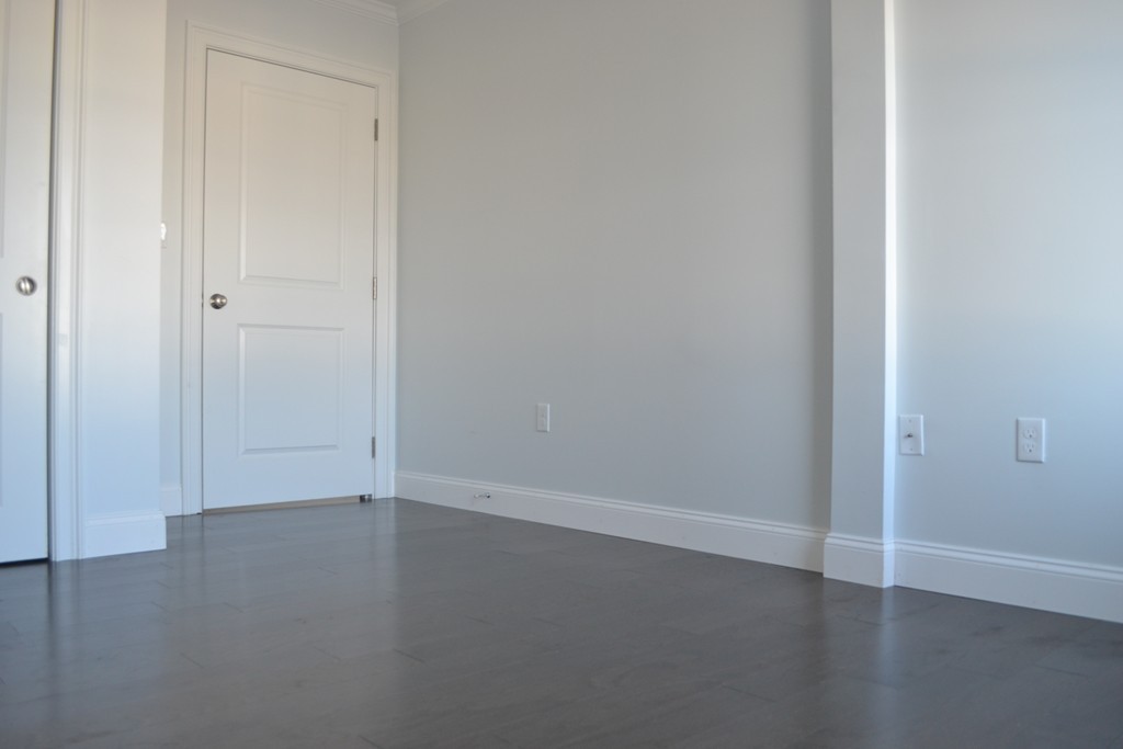 728 East Broadway, South Boston