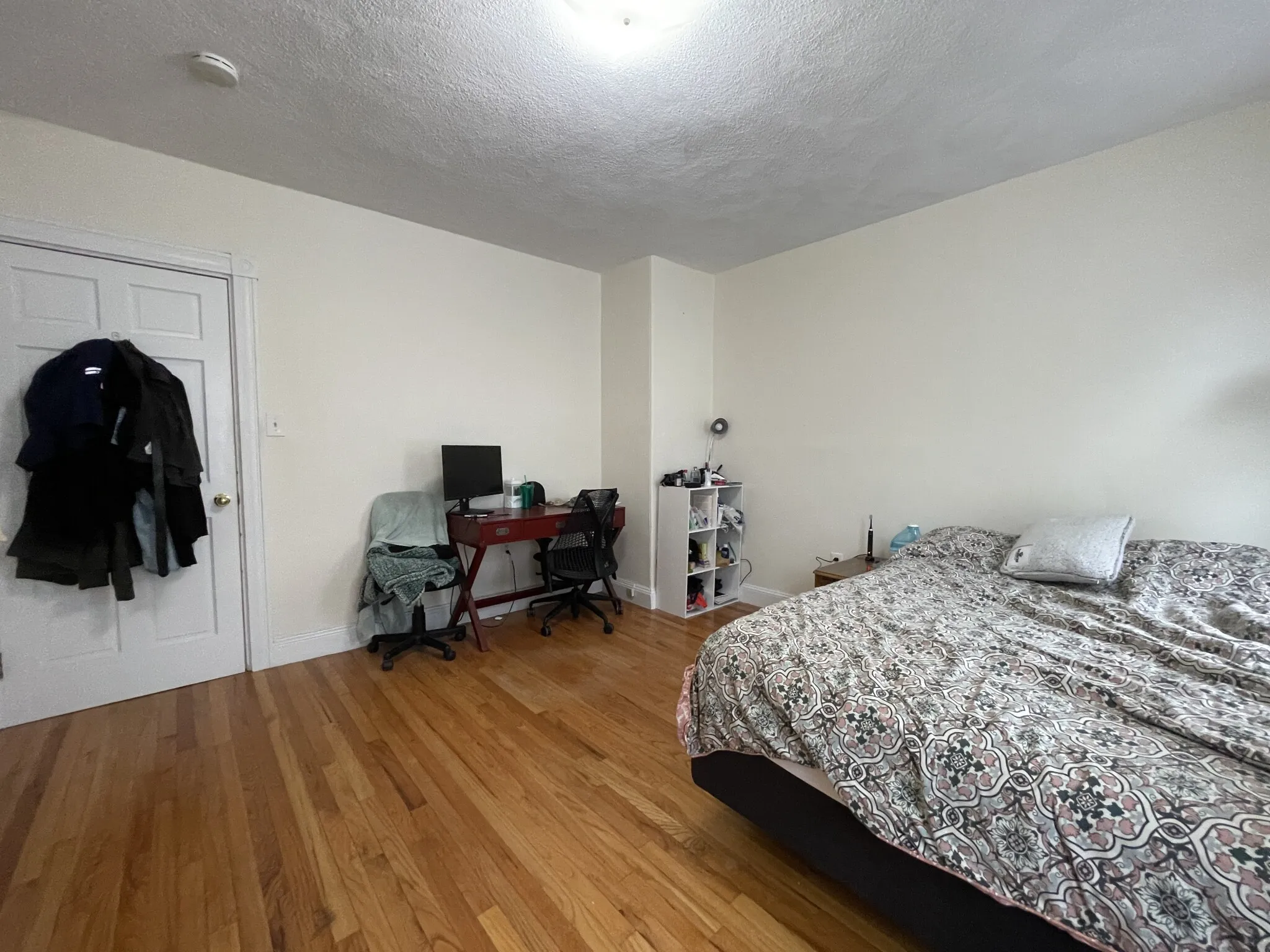 65 Fairbanks St, Oak Square