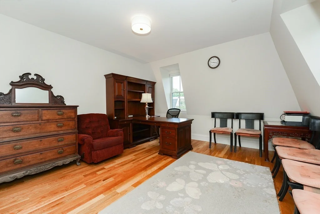 23 Irving St, Mid-Cambridge