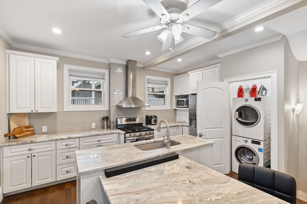 12 Colebrook St, South Boston