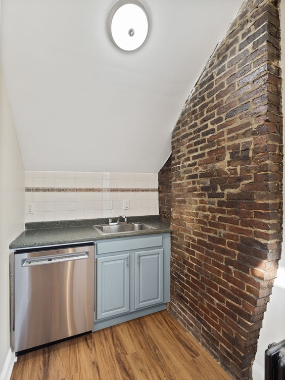 149 Dorchester St, South Boston