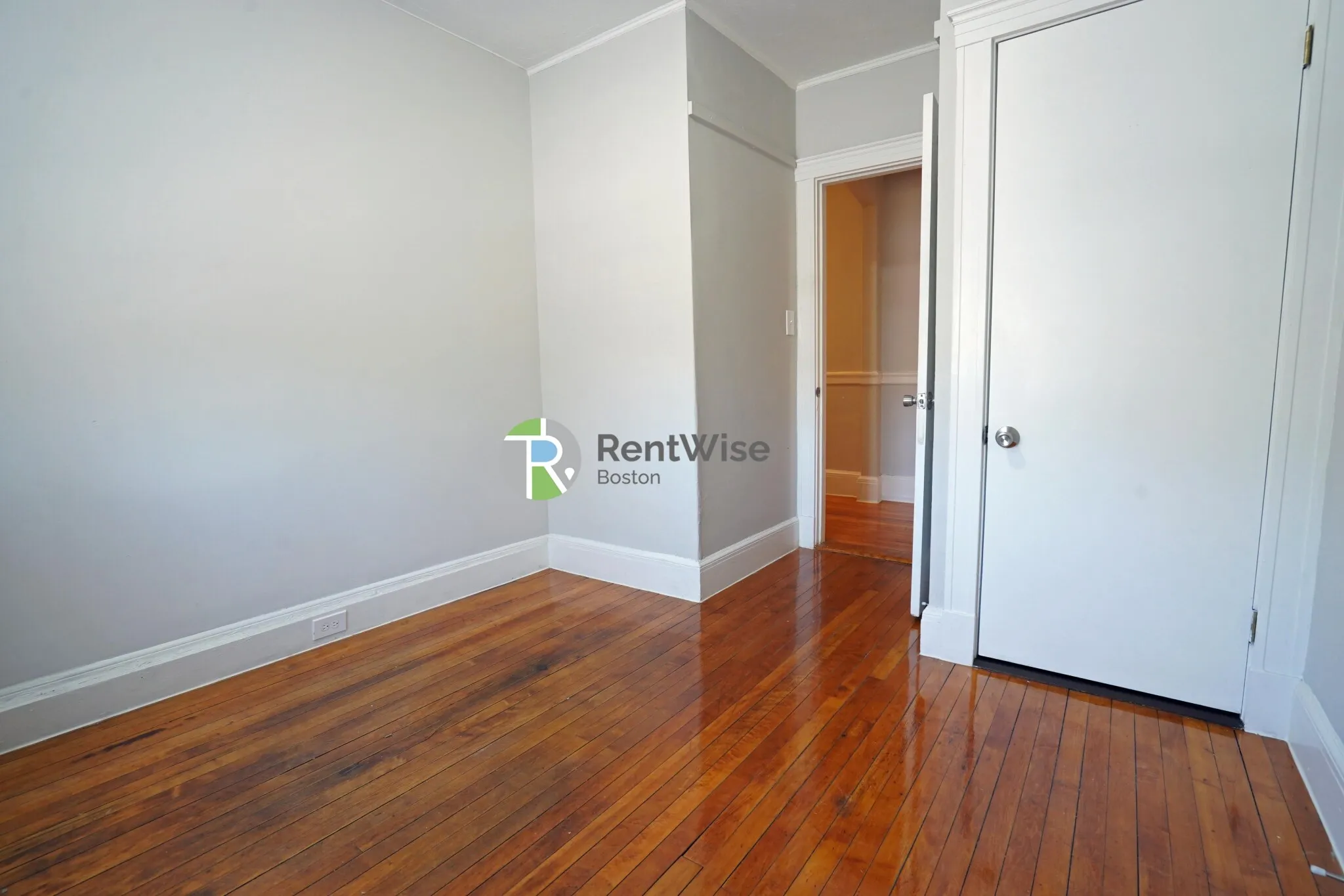 90 Cypress St, Emerson Gardens