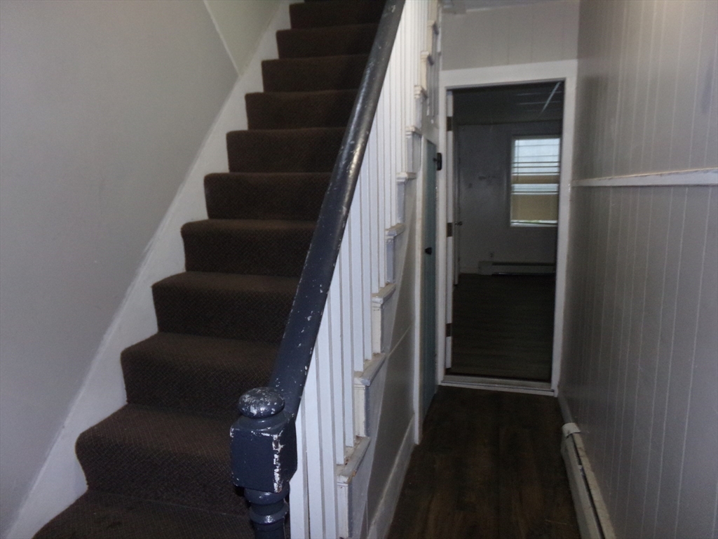 716 Lawrence St, Lowell