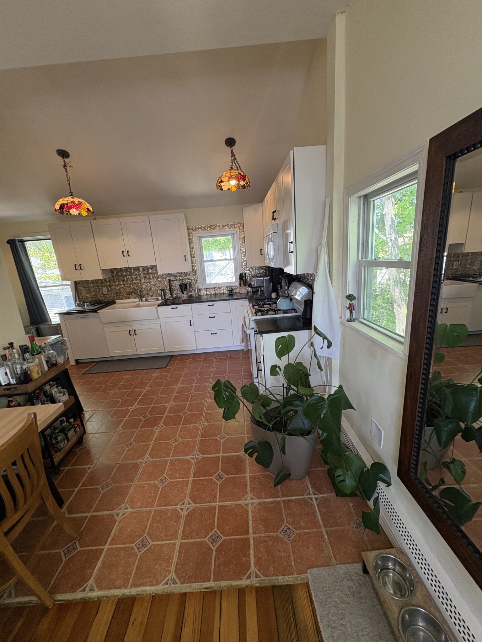 100 Summit Ave, Winthrop