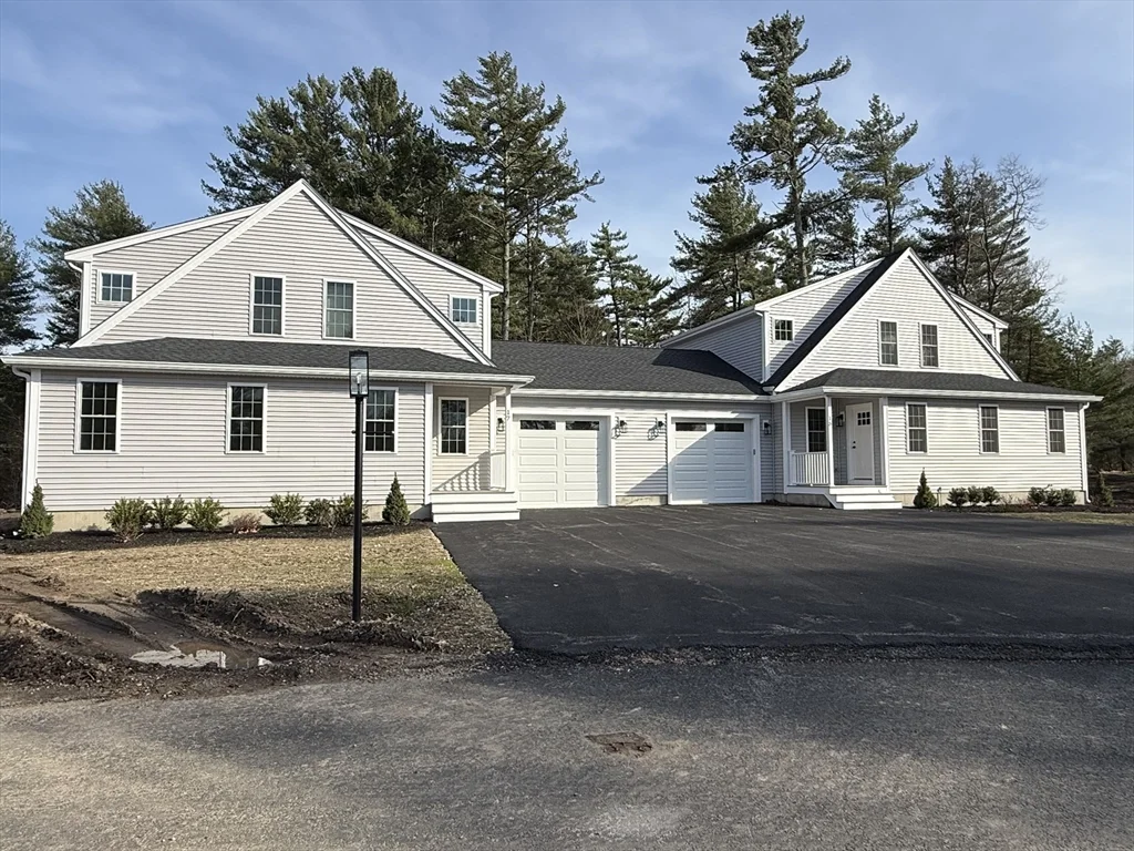 17 Kashmir's Way, Middleboro